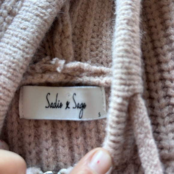 Sadie & Sage Cream Knit Hooded Sweater - Picture 3 of 3